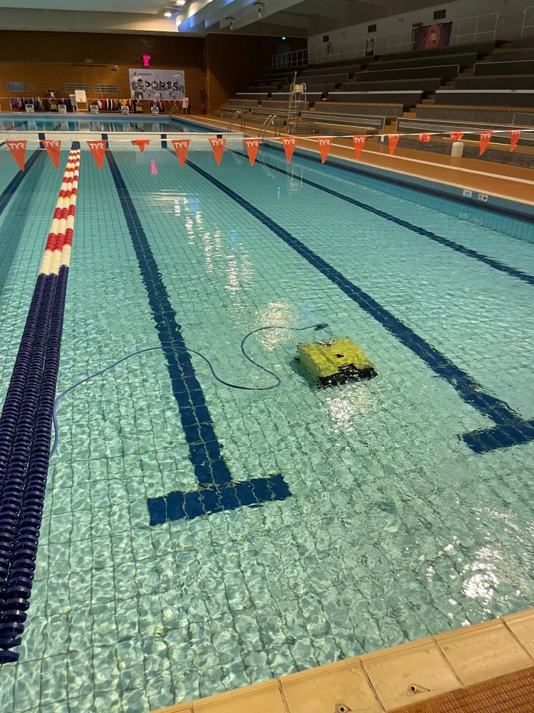 robot piscine